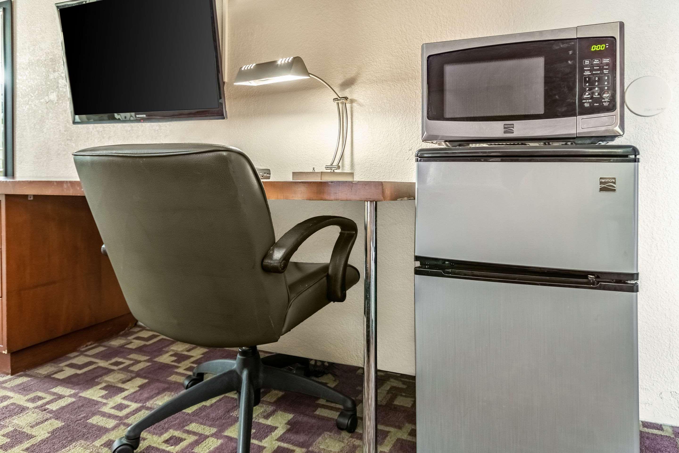 Econo Lodge Zanesville Eksteriør bilde