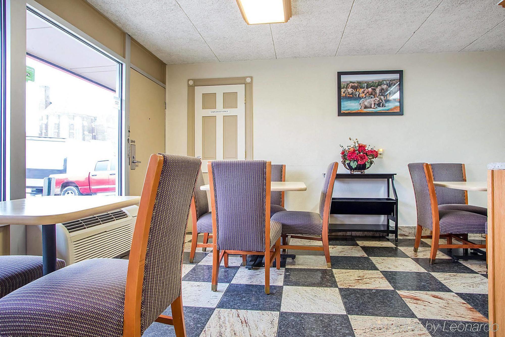 Econo Lodge Zanesville Eksteriør bilde